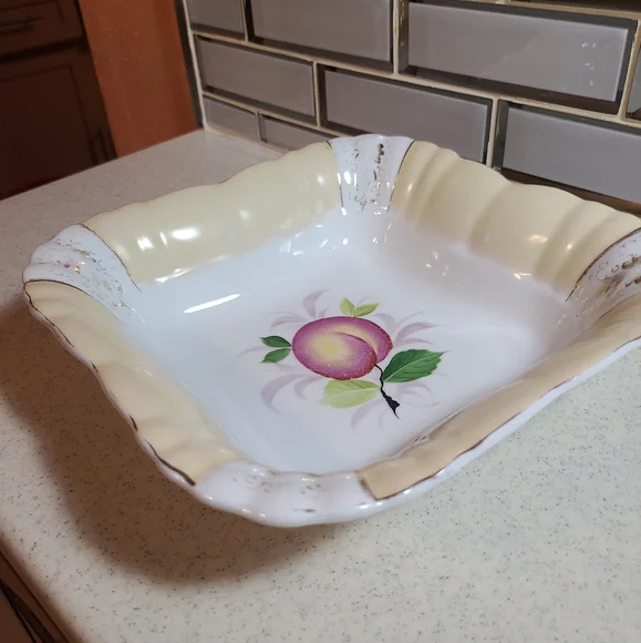 Salad bowl for sale 8.5 inches - Picture 5 of 16